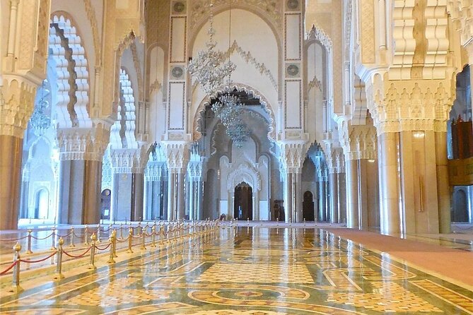 Exclusive tour of Casablanca with access to the Hassan II Mosque - Ain Diab and the Atlantic Edge