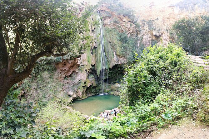 Excursion to the waterfalls / God's Bridge of Akchour - Who should book this hike?