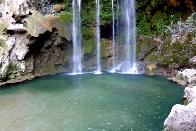Excursion to the waterfalls / God's Bridge of Akchour - Reaching the main waterfall