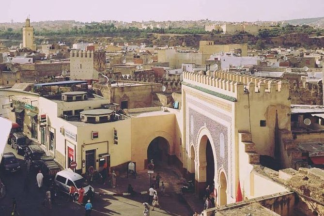 Fes Guided Sightseeing Tour with Luxury Car All Inclusive Tickets - Starting from your hotel or riad at 10:00 a.m.