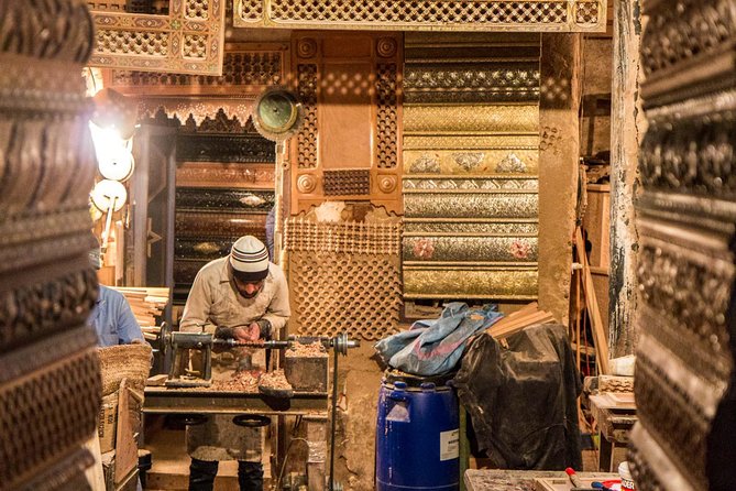 Fes Guided Sightseeing Tour with Luxury Car All Inclusive Tickets - What the luxury car adds to the experience