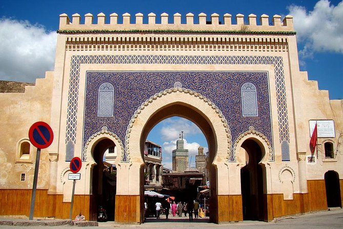 Fes Guided Tours - The Royal Palace and its dazzling entrance