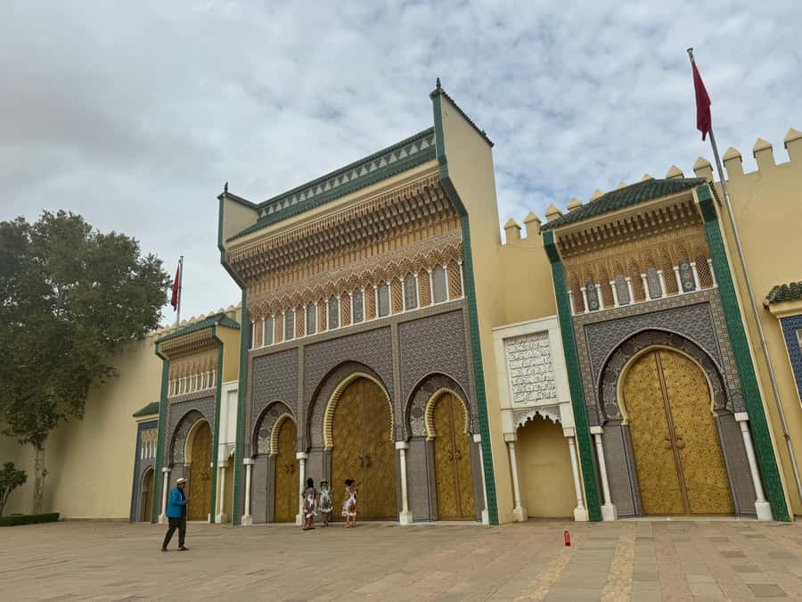 Fes: Museum, Al Attarine Madrasa & Tannery and Medina Tour - Practical advice before you go