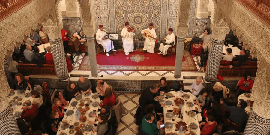 Fes : Unforgettable Dinner Show Experience with hotel pickup - A simple evening from your hotel in Fes