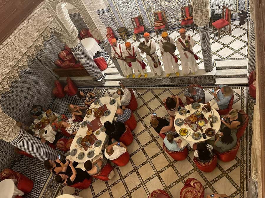 Fes : Unforgettable Dinner Show Experience with hotel pickup - Mint tea and fruit bring the meal to a gentle close