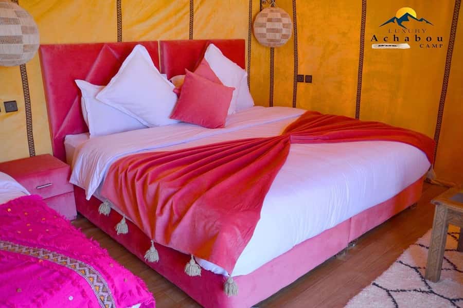Fez: 2 Day-1 Night Luxury Sahara Desert Trip to Fez/Marakech - Midelt: lunch is on your own