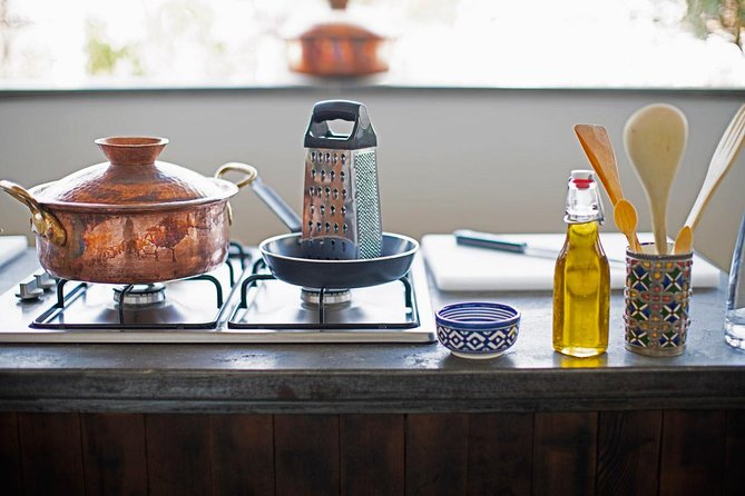 Fez Cooking School at Palais Amani Experience - Starting with tea, cookies, and a walk through the souk