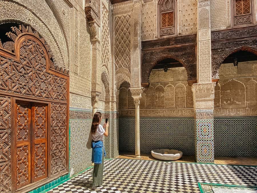 Fez Medina Guided Tour - Bouaanania Medersa And The Nejjarine Fountain