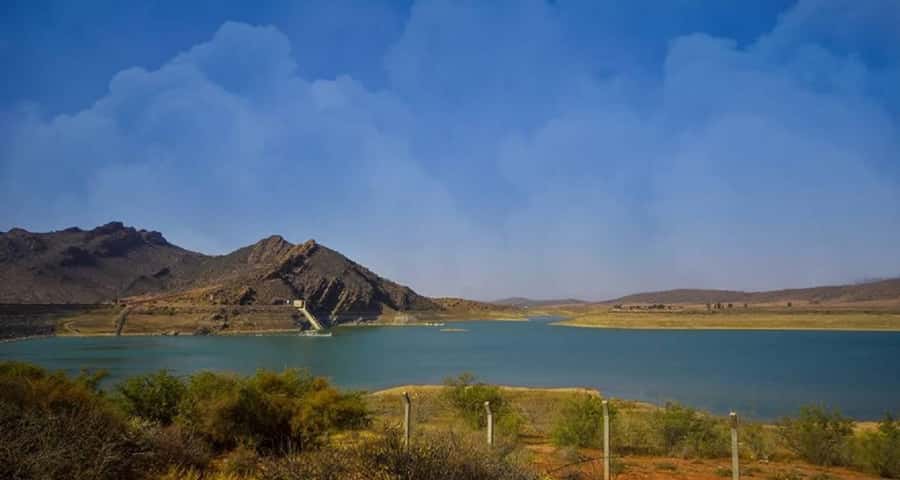 From Agadir: 4×4 Jeep Sahara Desert Tour with Lunch - Youssef Ben Tachfine Dam and mountain views