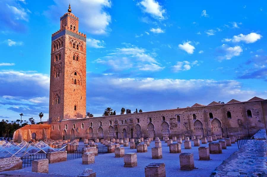 From Agadir: Guided Day Trip to Marrakech - Meeting your guide in the Medina