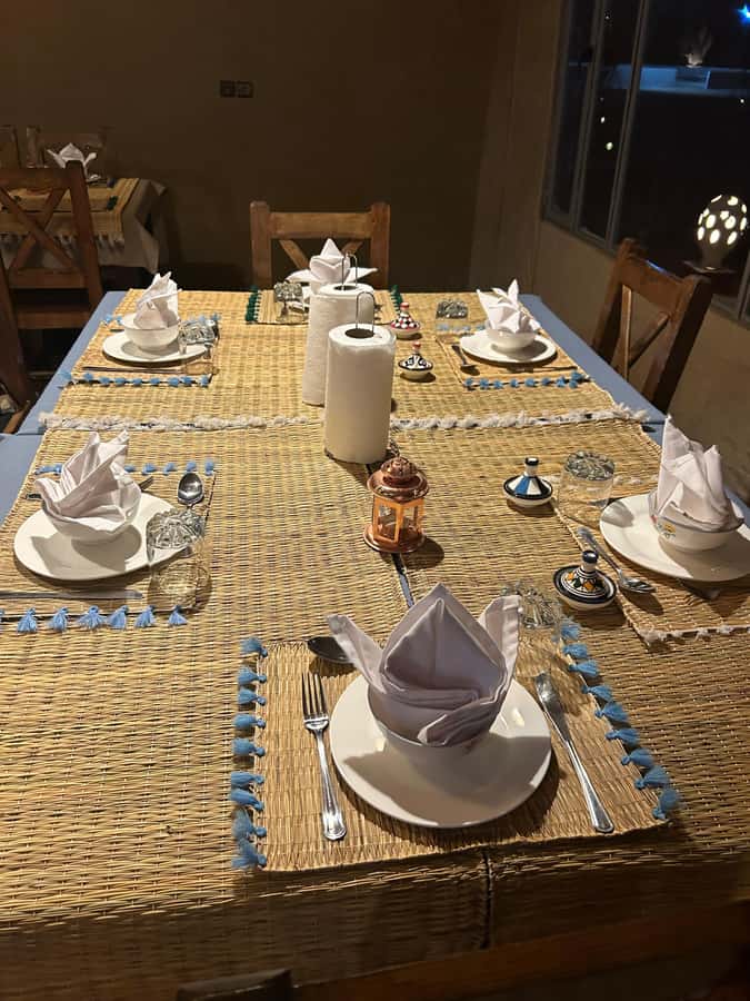From Fes: 2-Day Desert Tour with Return to Fes or Marrakech - Midelt lunch between the Atlas ranges