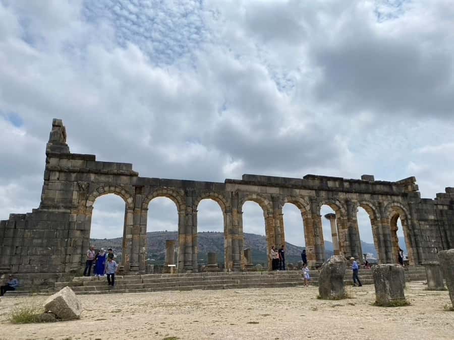 From Fes: Volubilis, Moulay Idriss, & Meknes Full-Day Trip - Moulay Idriss: Morocco’s sacred hill town