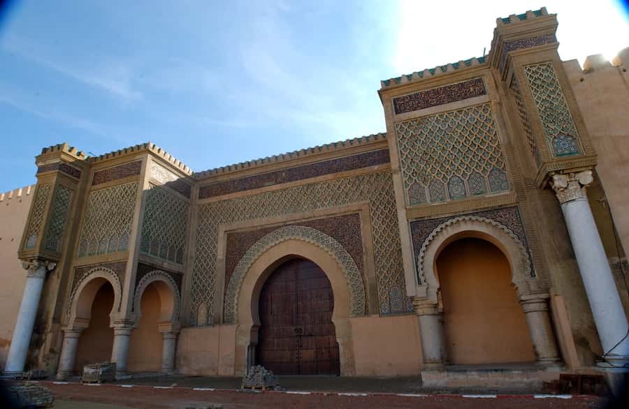 From Fez: Meknes, Volubilis and Moulay Idriss Day Trip - Meknes and the old imperial center