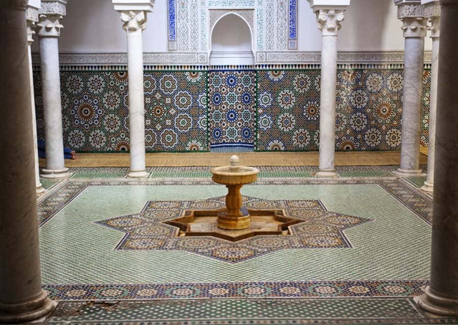 From Fez: Meknes, Volubilis and Moulay Idriss Day Trip - Transport, timing, and comfort on the road