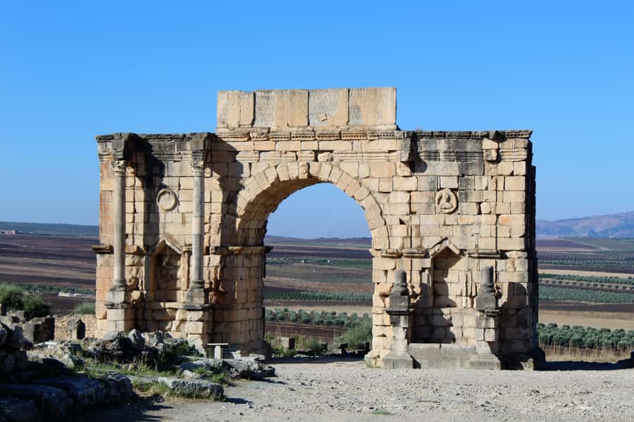 From Fez: Volubilis Moulay Idriss and Meknes Day Trip - Volubilis: the archaeological heart of the day