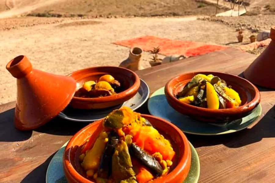 From Marrakech: Agafay Desert Sunset Dinner with Live Show - Why this Agafay evening works well
