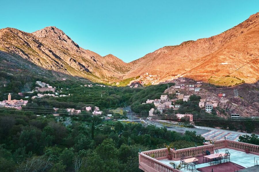 From Marrakech: Atlas Mountains Full-Day Hiking Trip w Lunch - Shopping Stops and the Argan Oil Question