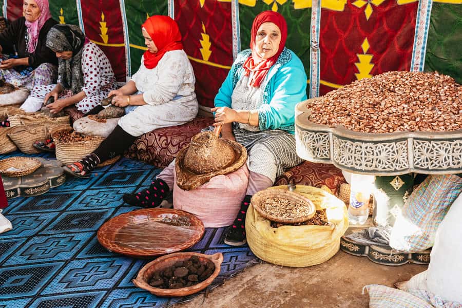 From Marrakech: High Atlas Mountains and 5 Valleys Day Trip - Leaving Marrakech for the red mountain country
