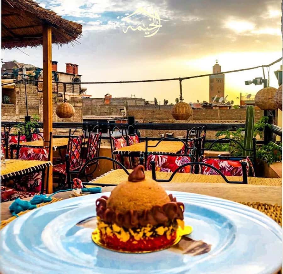From Marrakech: Rooftop Dinner & Romantic Medina Views - Choosing the best time for sunset and dinner