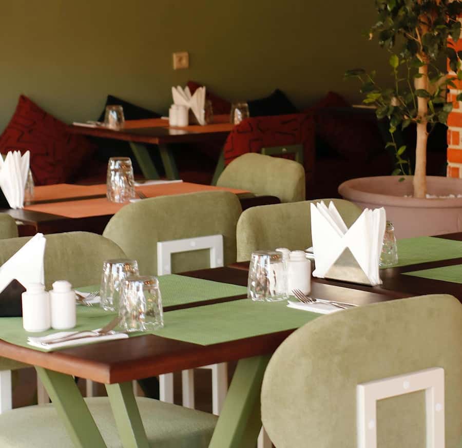 From Marrakech: Rooftop Dinner & Romantic Medina Views - What dinner brings to the table