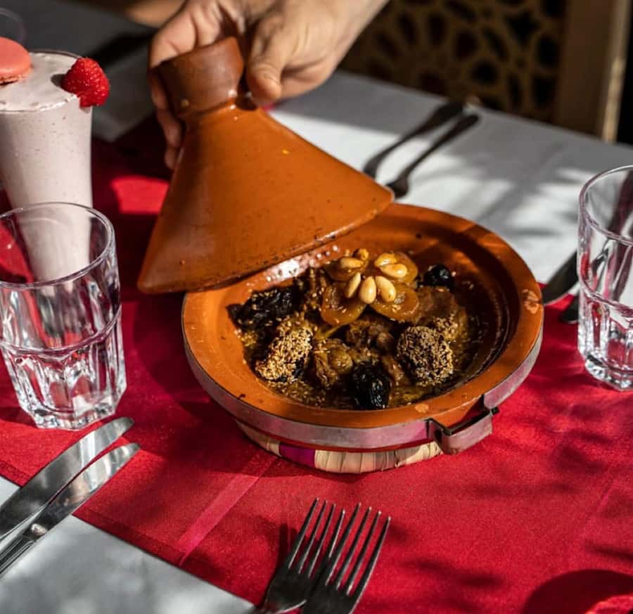 From Marrakech: Rooftop Dinner & Romantic Medina Views - Practical tips for a smoother visit
