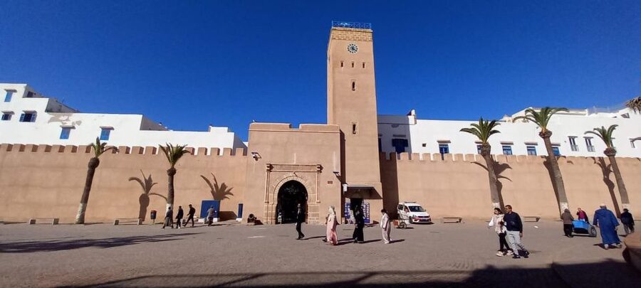 From Marrakech: Small Group To Essaouira & Medina Day Trip - What the $10 price really gives you