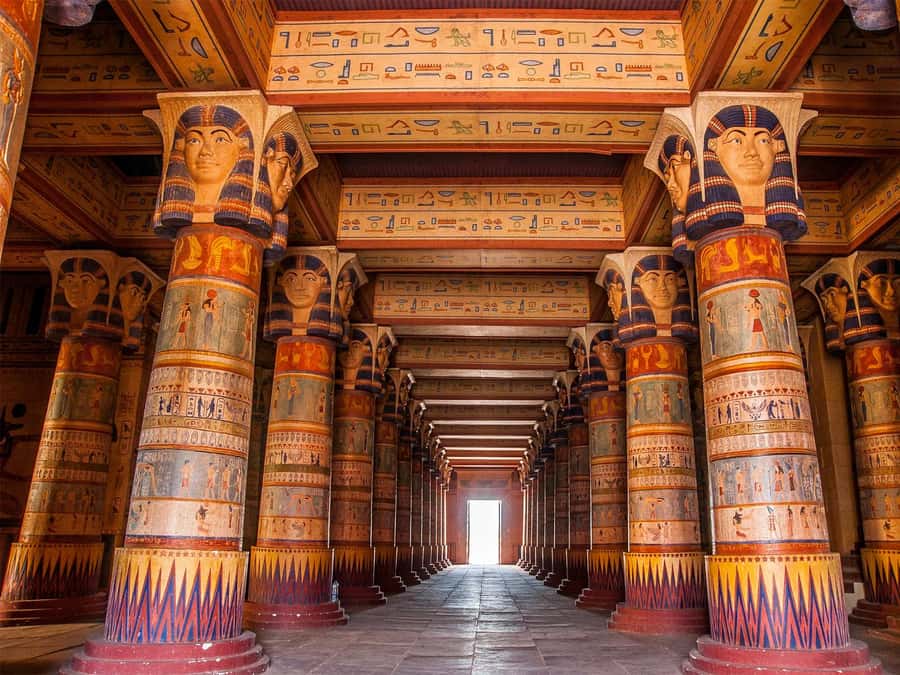 From Marrakesh: 2-Day Trek to Ait-Benhaddou and Ouarzazate - Guides, vehicles, and the comfort factor