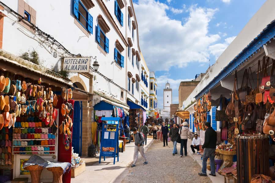 From Marrakesh: Essaouira Day Trip - Morning pickup and the long road west