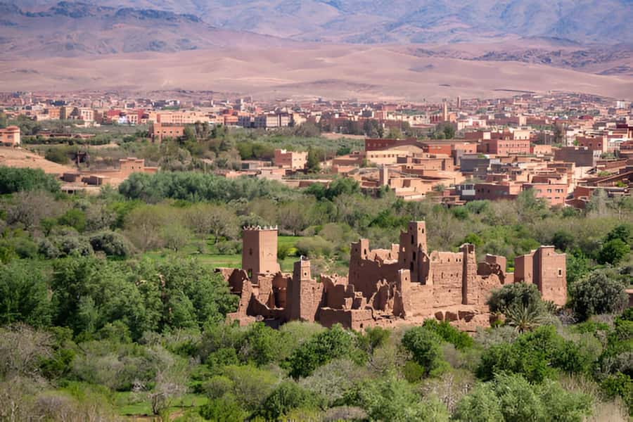 From Marrakesh: Private 4-Day Sahara Desert Discovery Tour - Food, rooms, and the level of comfort