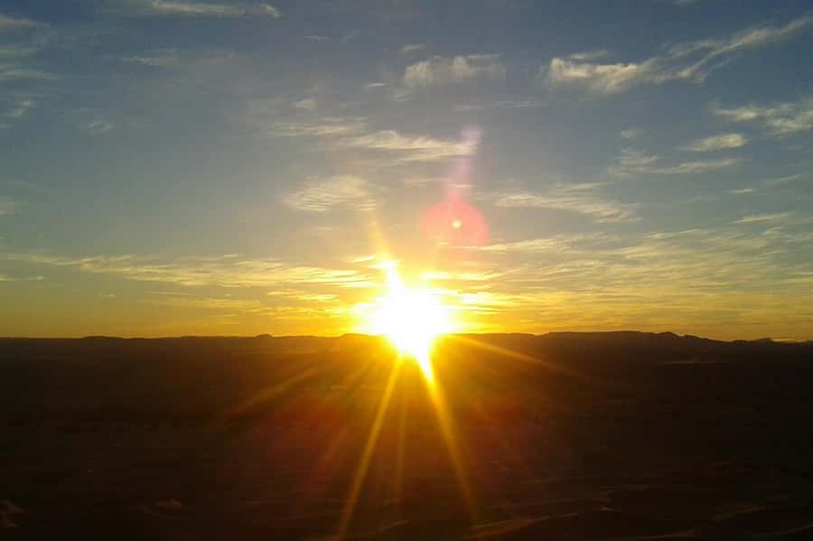 From Marrakesh: Sunset Dinner in Agafay at Berber Camp - Dinner under a tent and open sky