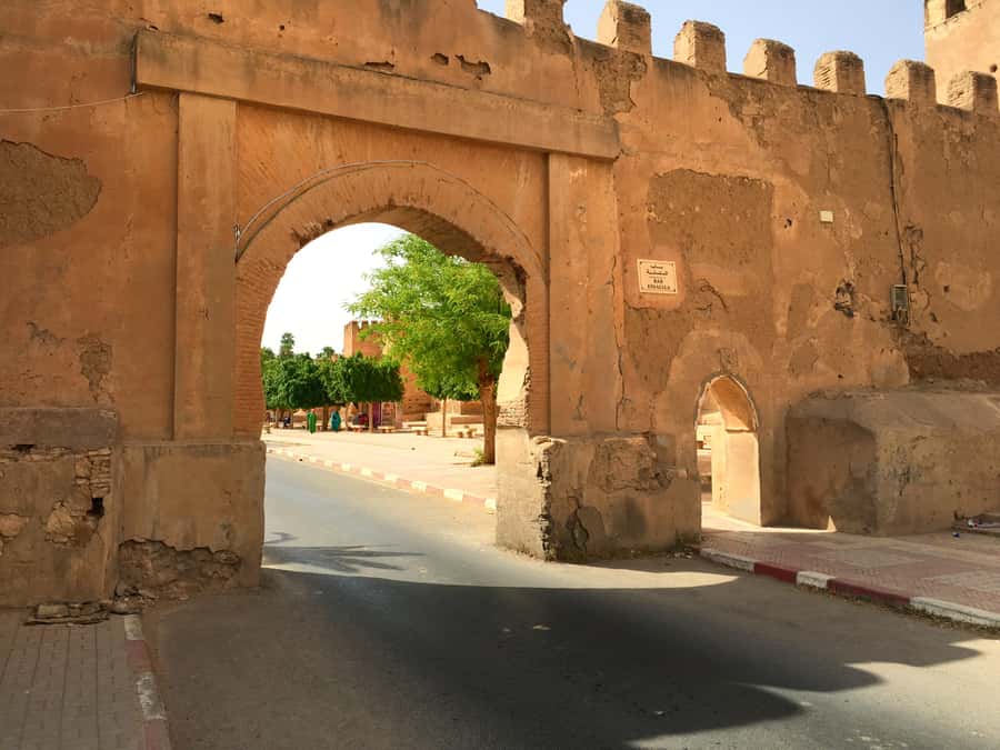 From Taghazout/Agadir: Taroudant and Tiout Day Trip & Tajine - Why Taroudant is called mini Marrakech