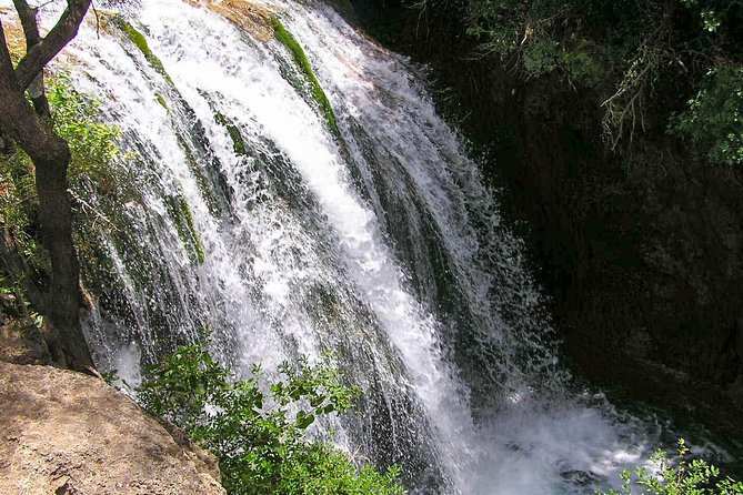 From Tangier: Day Trip to Chefchaouen and Akchour Waterfalls - Souks, jewelry, and the quieter Jewish quarter