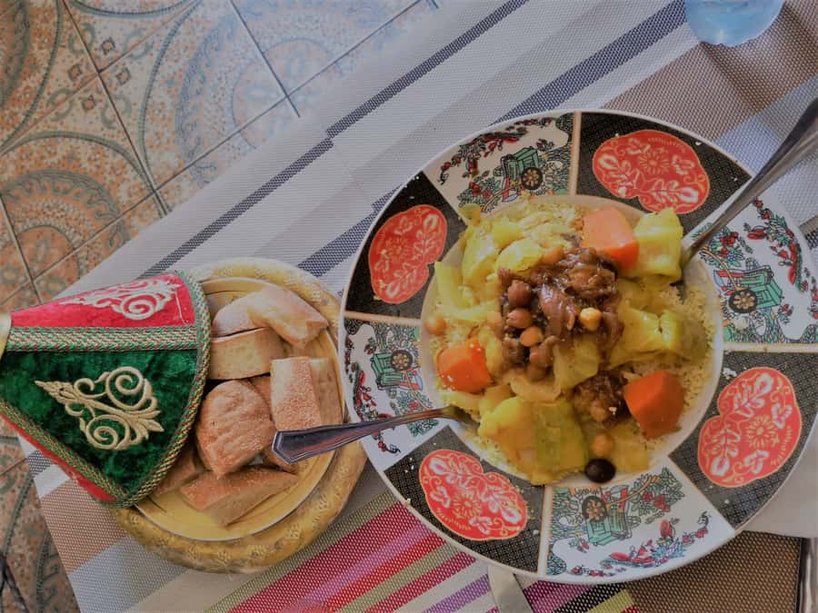 From Tarifa: Tangier Full-Day Trip with Lunch - The Caves of Hercules in 20 minutes