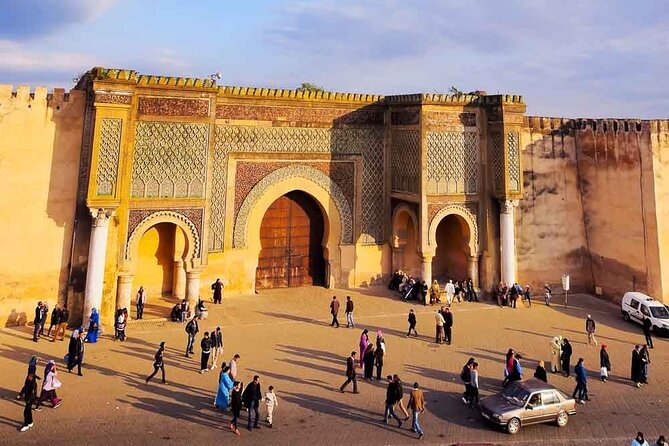 Full-day Historical Meknes Volubilis and Moulay Idriss Tour - How much guiding should you expect?