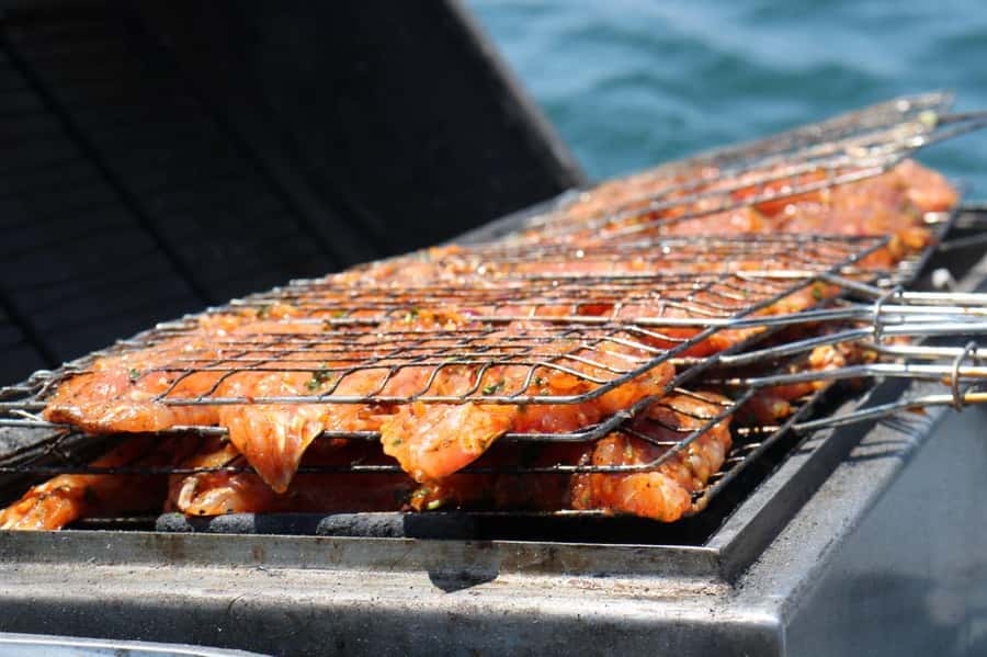 Half-Day Boat Trip in Agadir: Fishing, Fish BBQ & Swimming - Swimming is refreshing, but the sea sets the schedule