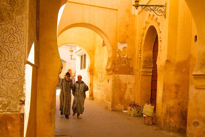 Half-Day Guided City Tour in Marrakech Hidden Medina - Souk Semmarine: shopping with a local interpreter