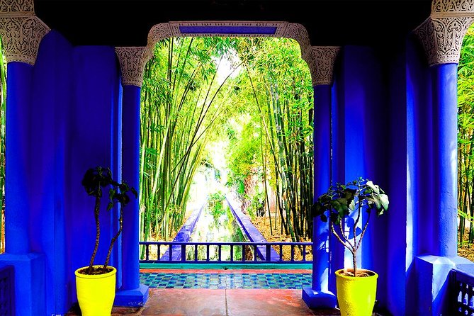 Horse and Carriage Ride with Majorelle Garden - How the guides and drivers affect the experience