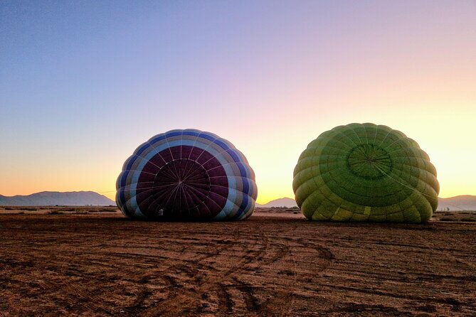 Hot air balloon flight at sunrise in Marrakech & breakfast - Who will enjoy this morning most