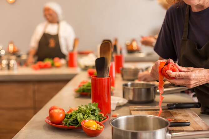 l'Atelier - Moroccan Cooking Workshop in Essaouira - Sitting down to the two-course lunch