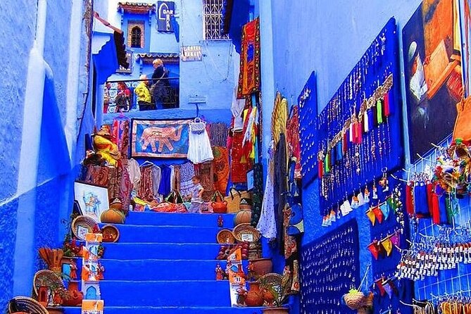 luxury day trip to Chefchaouen From fes by small group - What the driver-guide adds