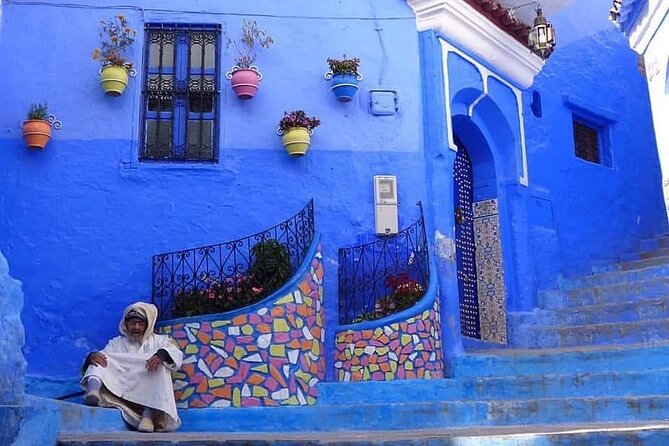 luxury day trip to Chefchaouen From fes by small group - The Ouazzane stop breaks up the road