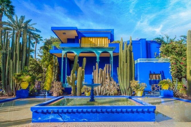 Majorelle Garden, St Laurent and Berber Museum Round Trip Ticket - Entering the Majorelle Garden