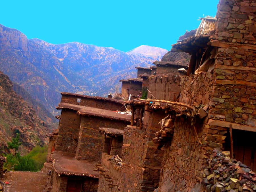 Marrakech: 2-Day Atlas Villages Trekking Tour - Tinmel, village roads, and the first walk