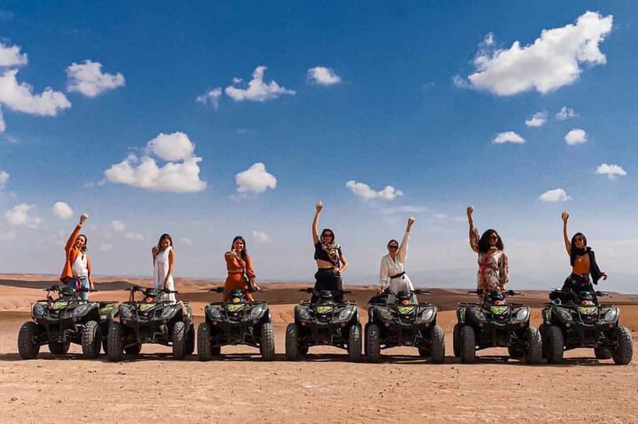 Marrakech: Agafay Desert: Camel ride Quad Bike, Dinner show - Who should book this Agafay evening?