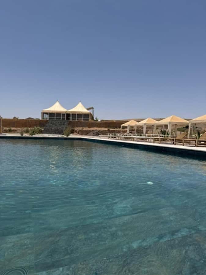 Marrakech: Agafay Desert Pool Day with Lunch & Transfer - Arriving at the Agafay camp