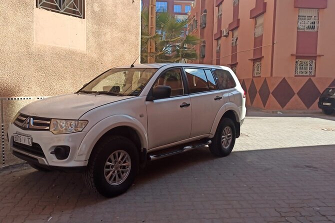 Marrakech Airport Transfer ( private ride) - From Menara Airport to your riad