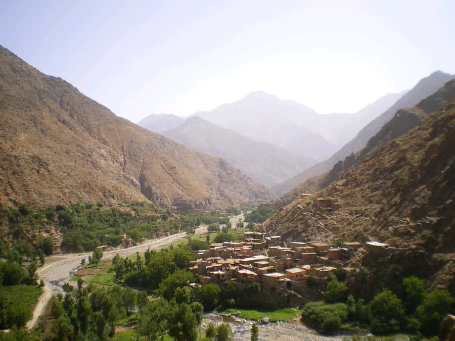 Marrakech: Atlas Mountains and Desert Safari with Lunch - Who should book this $112 day trip?