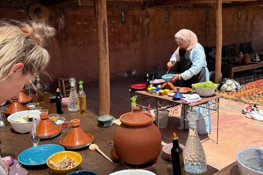 Marrakech: Atlas Mountains Cooking Class with Berber Family - Choosing vegetables at a local market