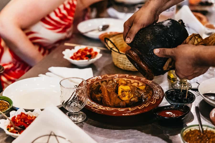 Marrakech: Authentic Moroccan Food Walking Tour & Dinner - Five things to know before you go