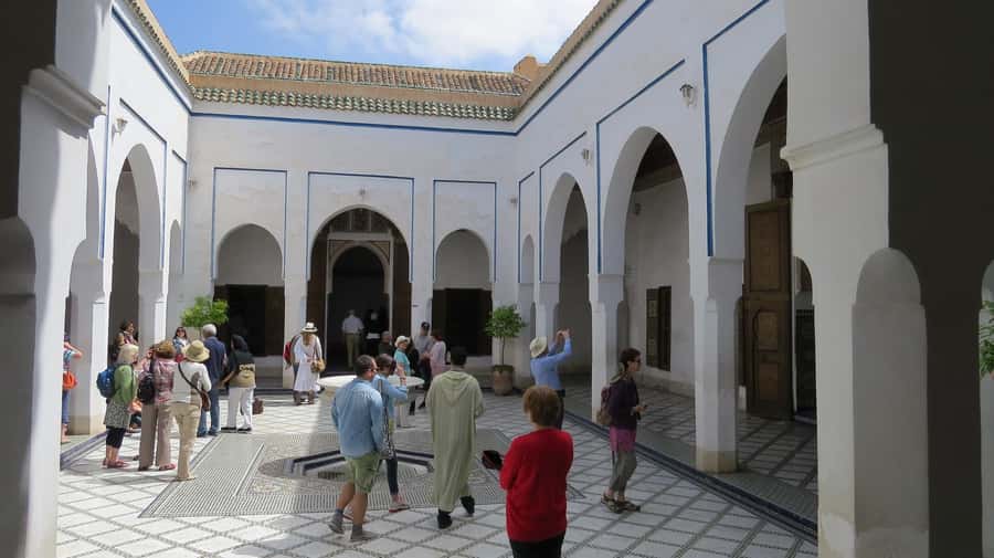 Marrakech: Bahia Palace Guided Tour – Skip-the-Line Access - A short walk through the Mellah